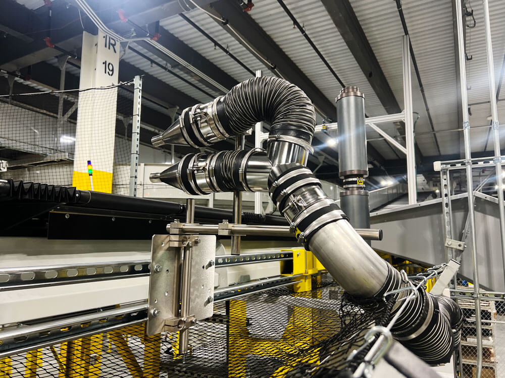 air knife solution with warehouse conveyor system
