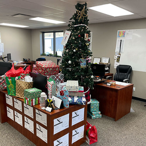 holiday-2024-MS-tree-IMG_8196