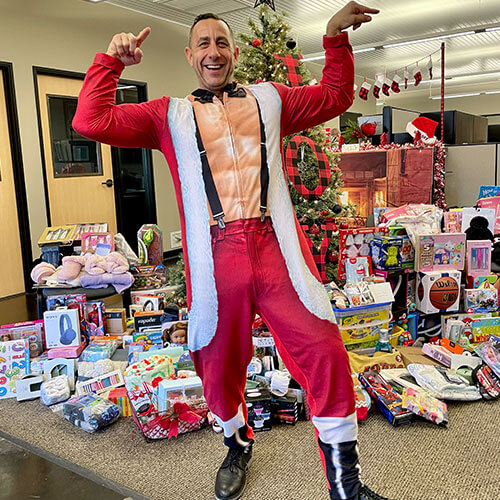 jeff holiday attire